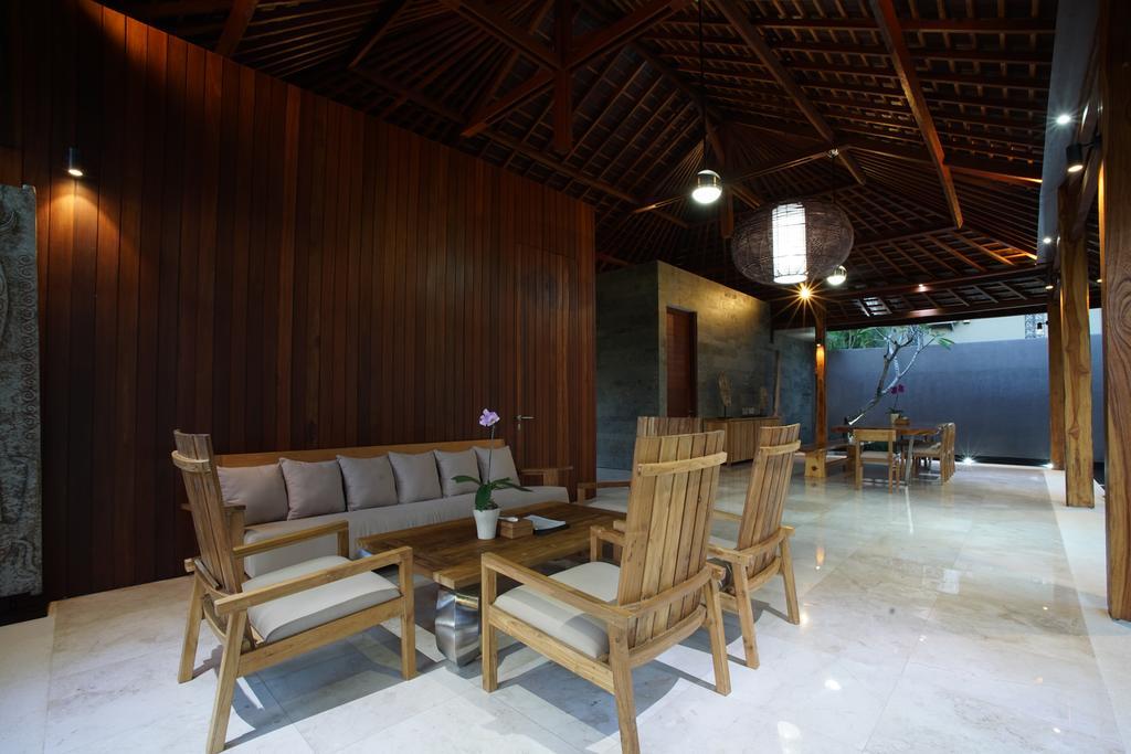 Bale Mandala Villas スンギギ エクステリア 写真