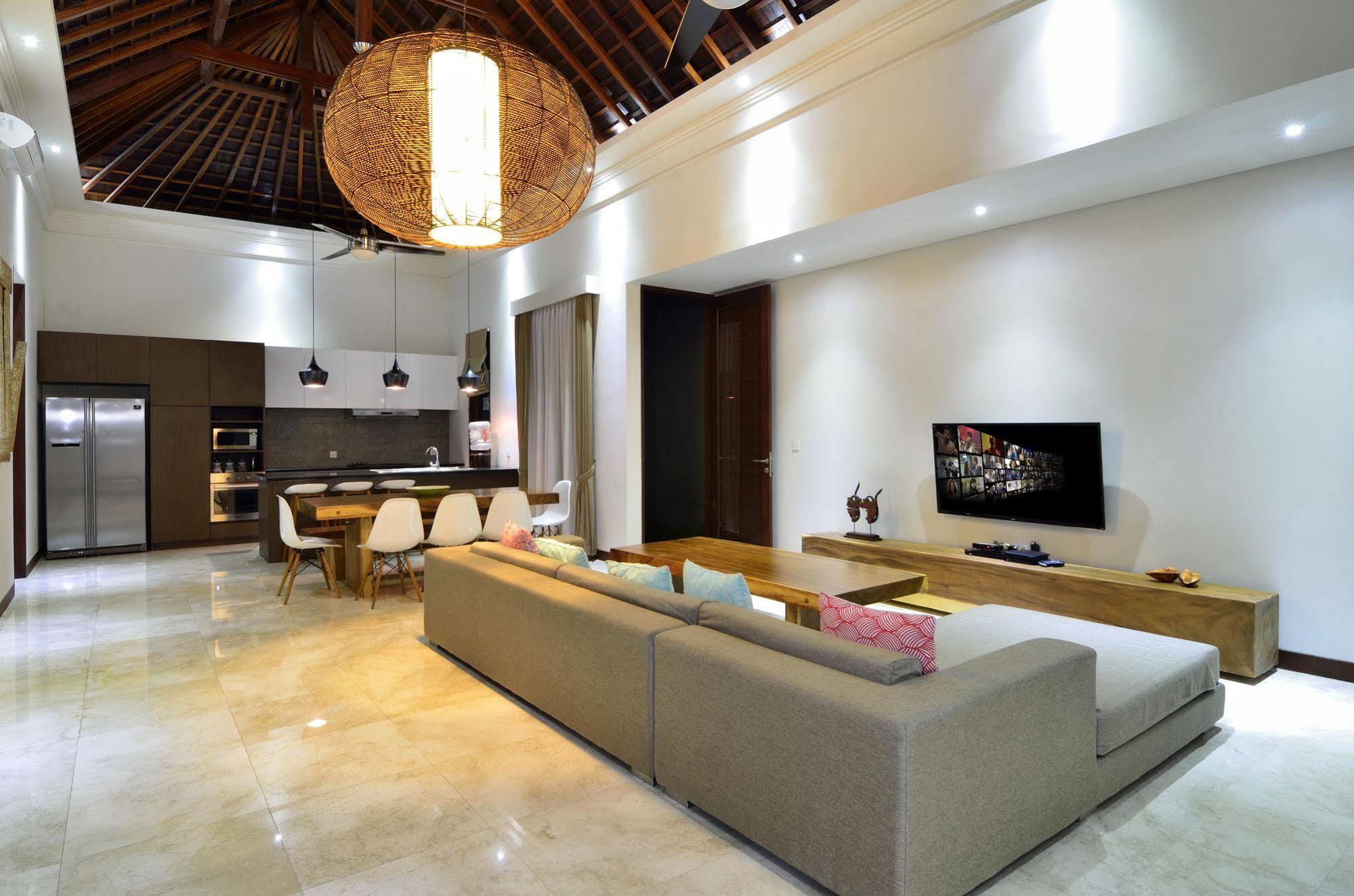 Bale Mandala Villas スンギギ エクステリア 写真